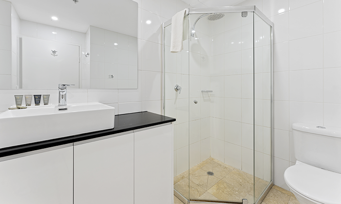 Bathroom Shower room | APX Darling Harbour | Sydney hotels