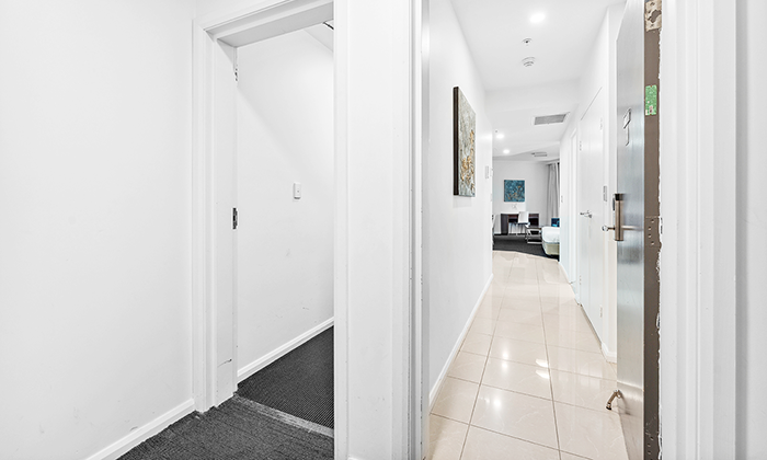 adjacent doors | 2 bedroom | APX World Square | Sydney hotels CBD