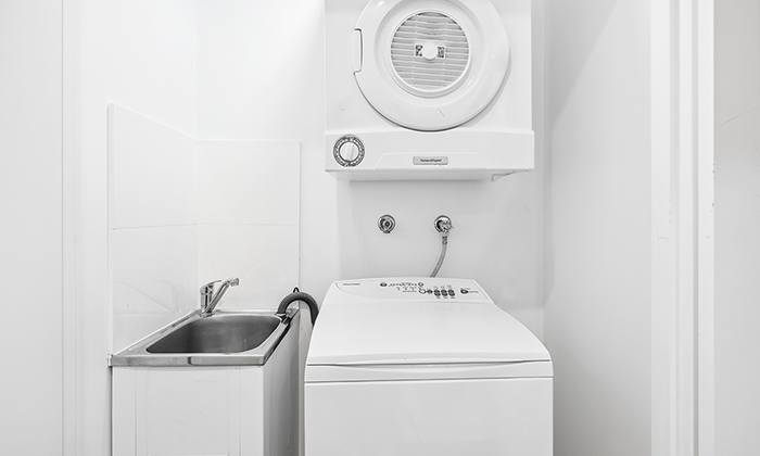 laundry washing | machine Sydney hotel | APX World Square | Australia